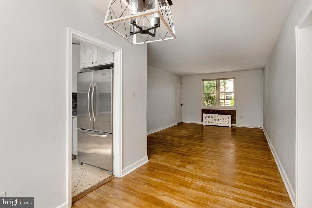 3201 Commonwealth Avenue - Photo 11