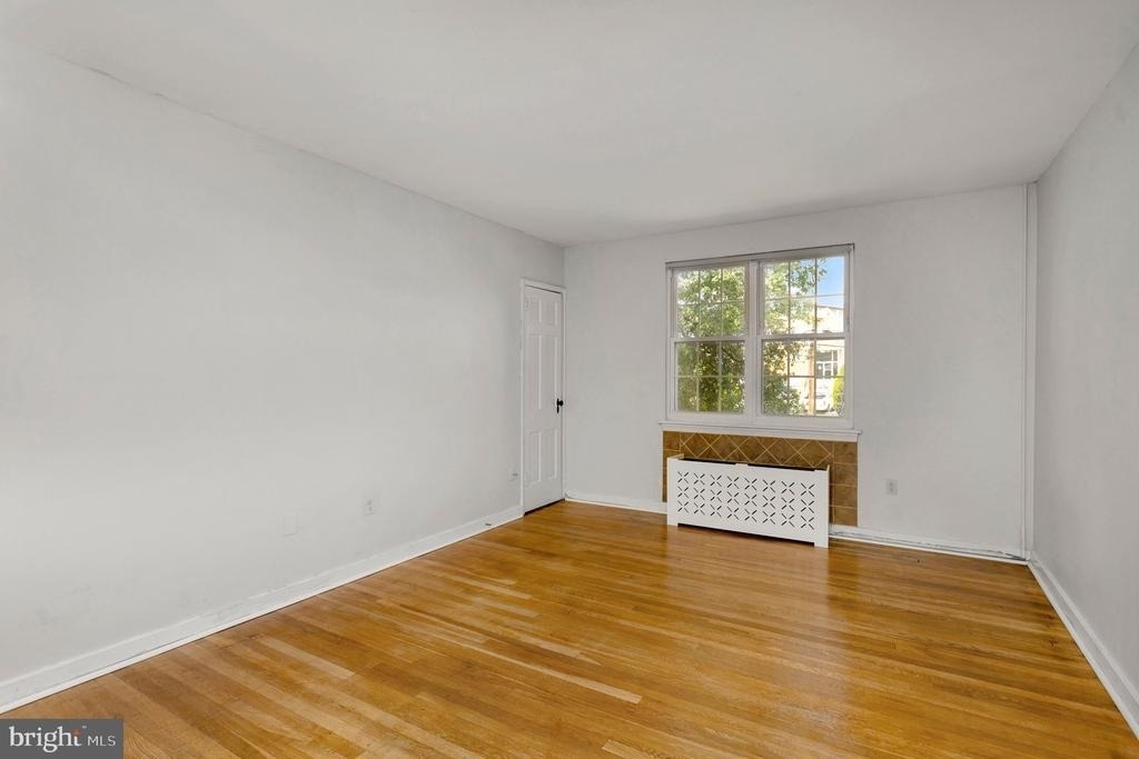 3201 Commonwealth Avenue - Photo 4