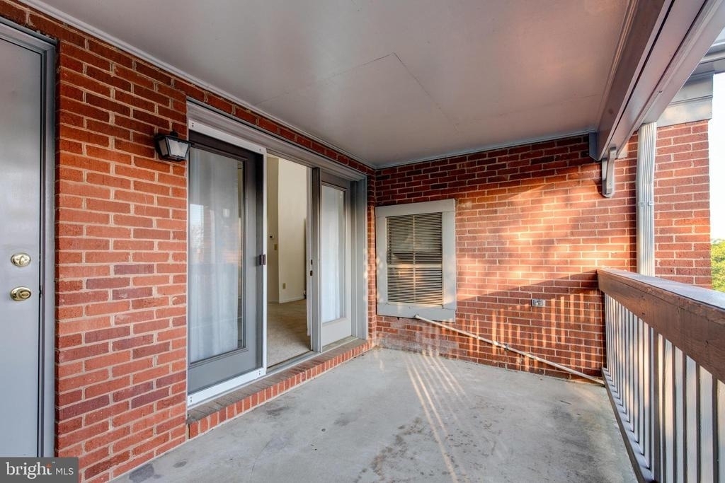 1427 Oronoco Street - Photo 9