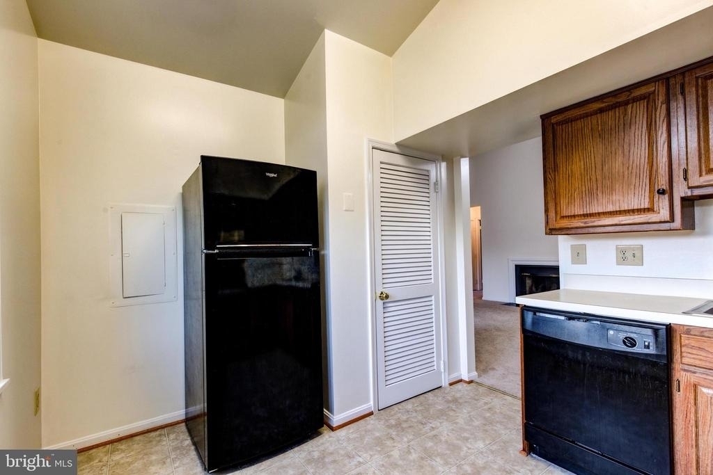 1427 Oronoco Street - Photo 6