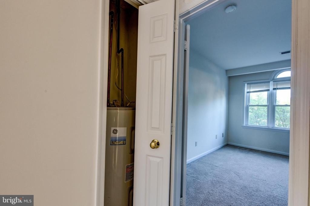 1427 Oronoco Street - Photo 10