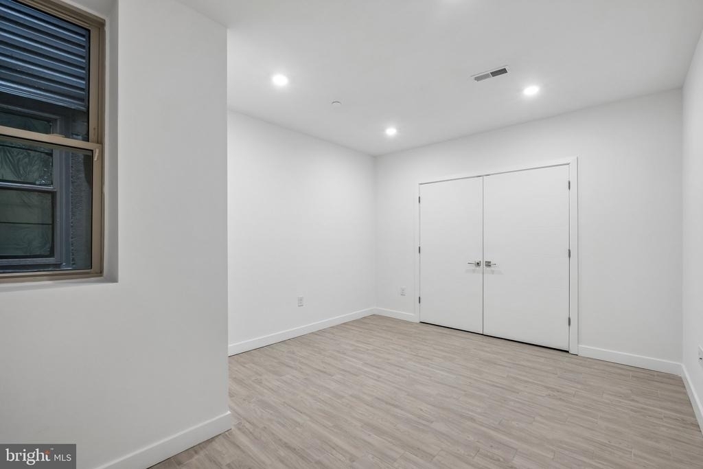 1945 N 7th Street - Photo 24