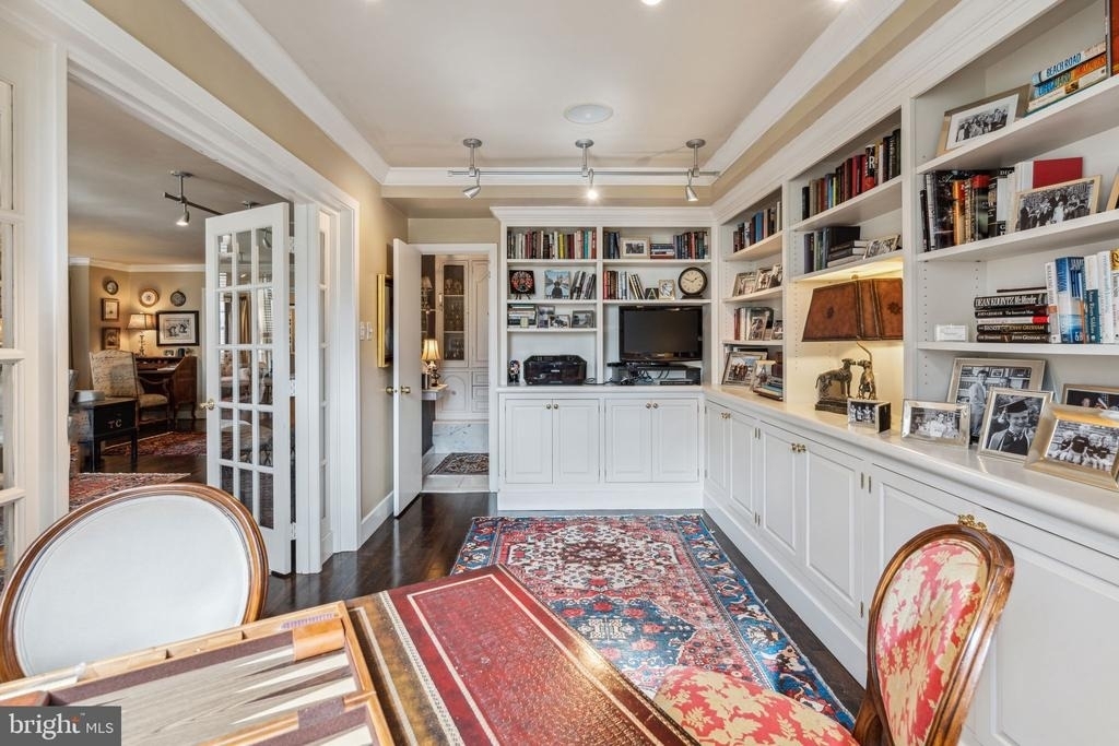 135 S 19th Street - Photo 9