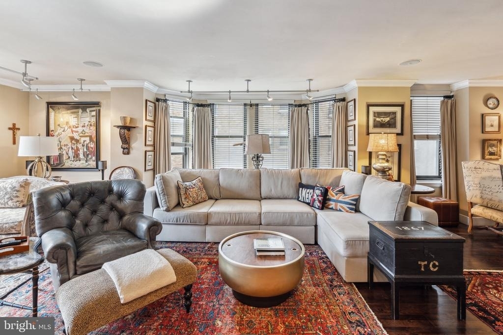 135 S 19th Street - Photo 5