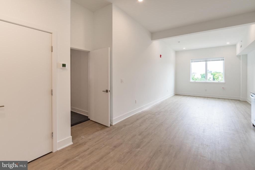 1622 Point Breeze Avenue - Photo 1