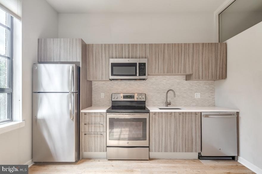 412 S 13th Street - Photo 1