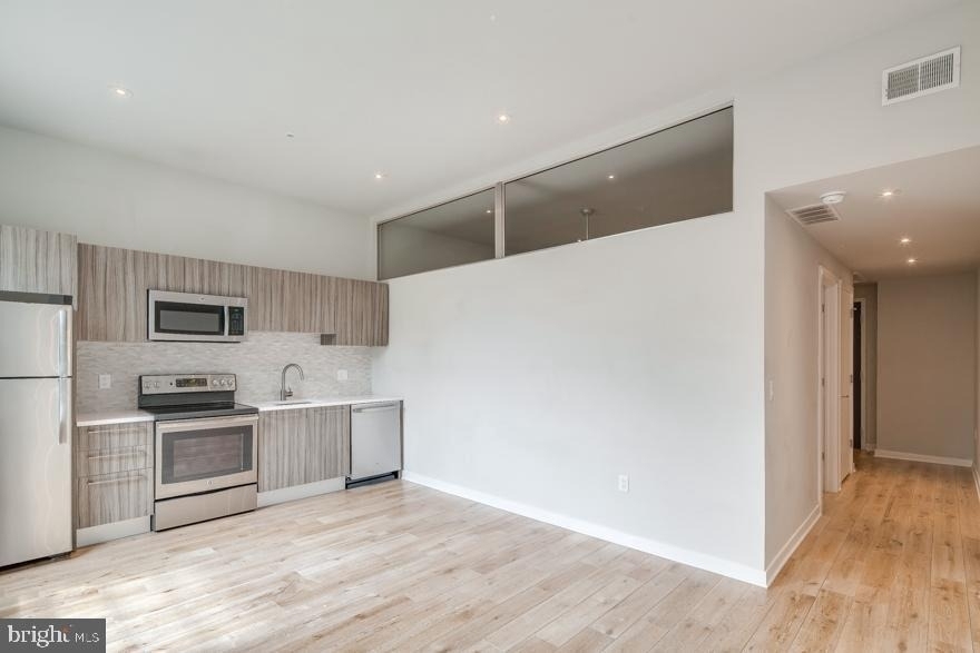 412 S 13th Street - Photo 2