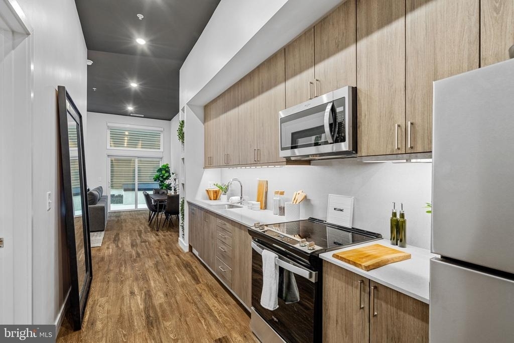 525 N 41st Street - Photo 9