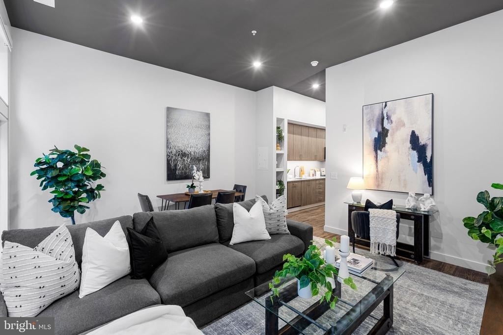 525 N 41st Street - Photo 4