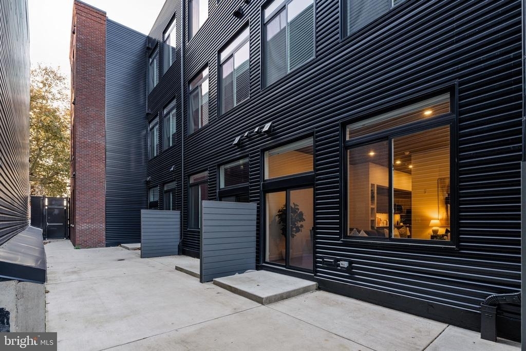 525 N 41st Street - Photo 13