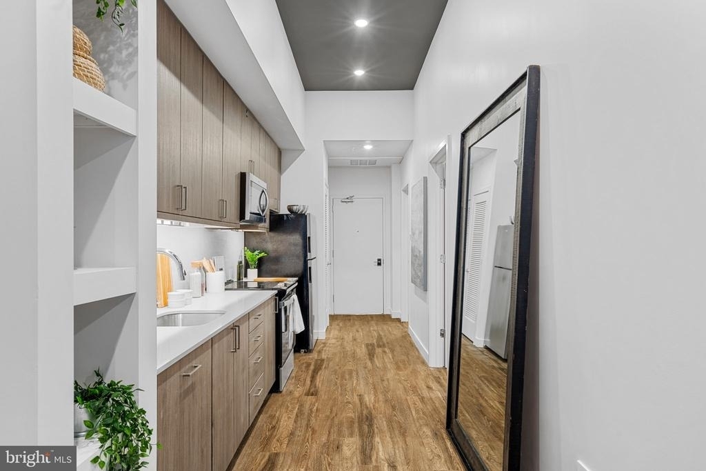 525 N 41st Street - Photo 10