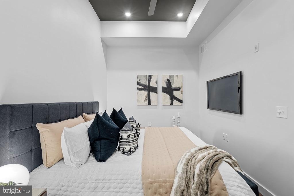 525 N 41st Street - Photo 19