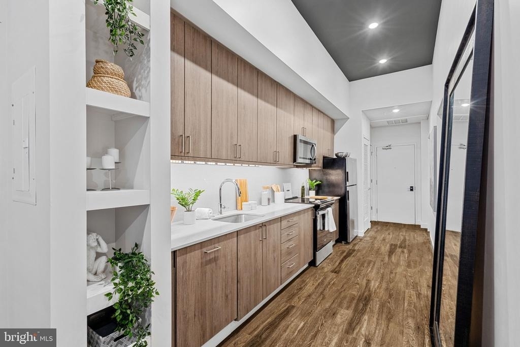 525 N 41st Street - Photo 0