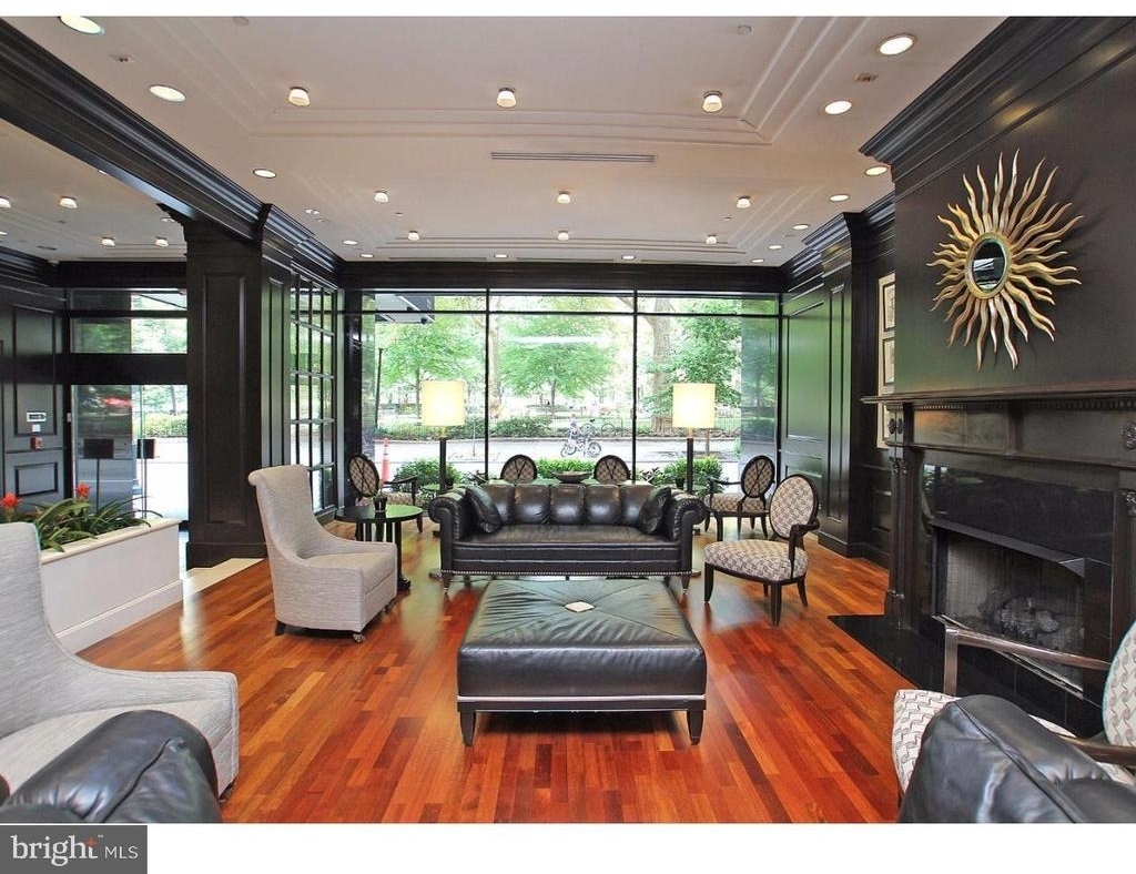 219 S 18th Street - Photo 1