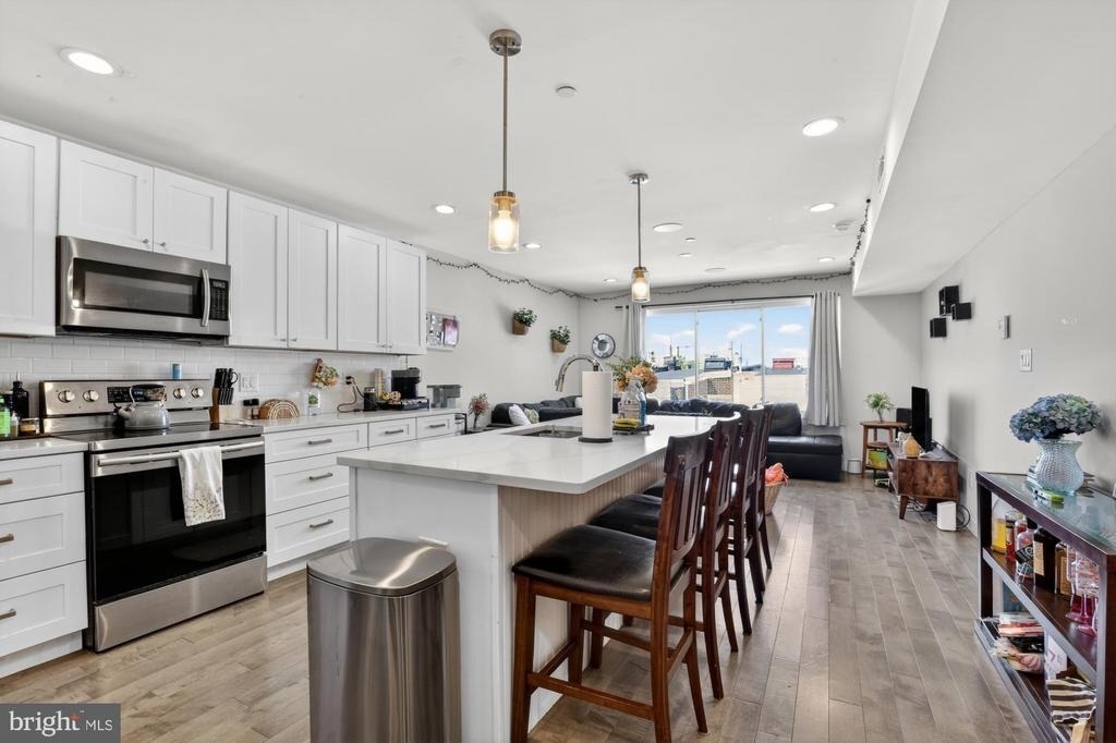 1650 Point Breeze Avenue - Photo 0