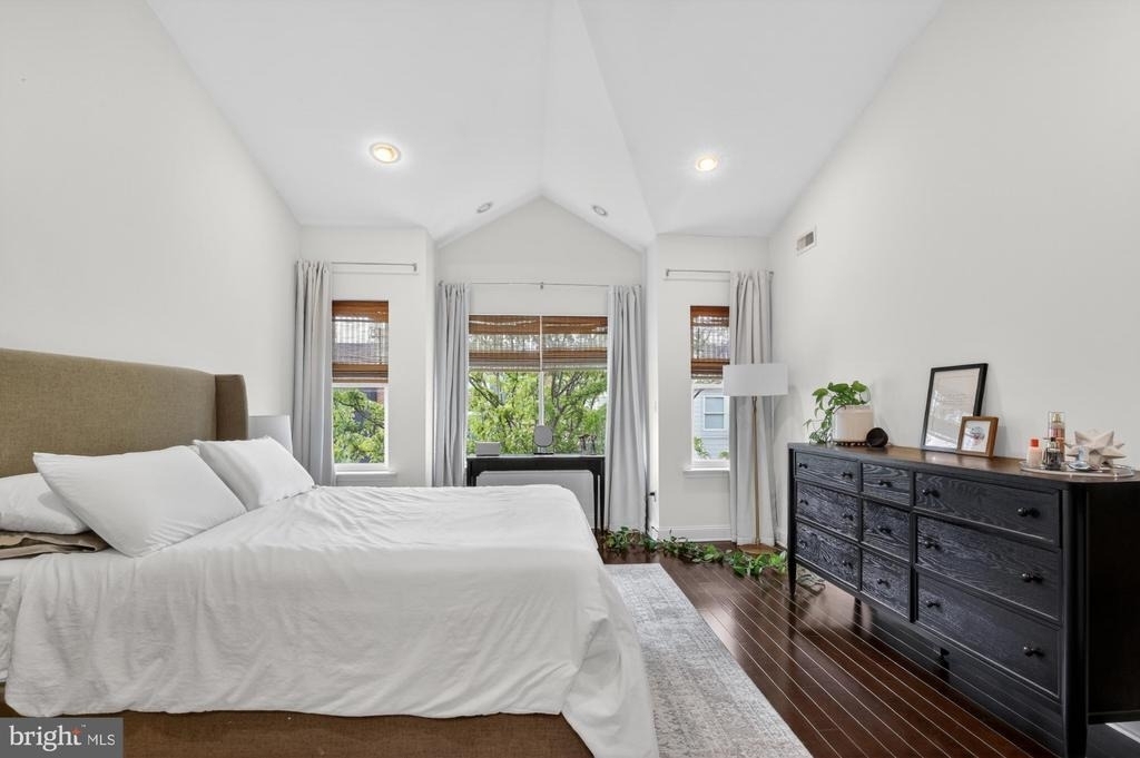 2115 Carpenter Street - Photo 19