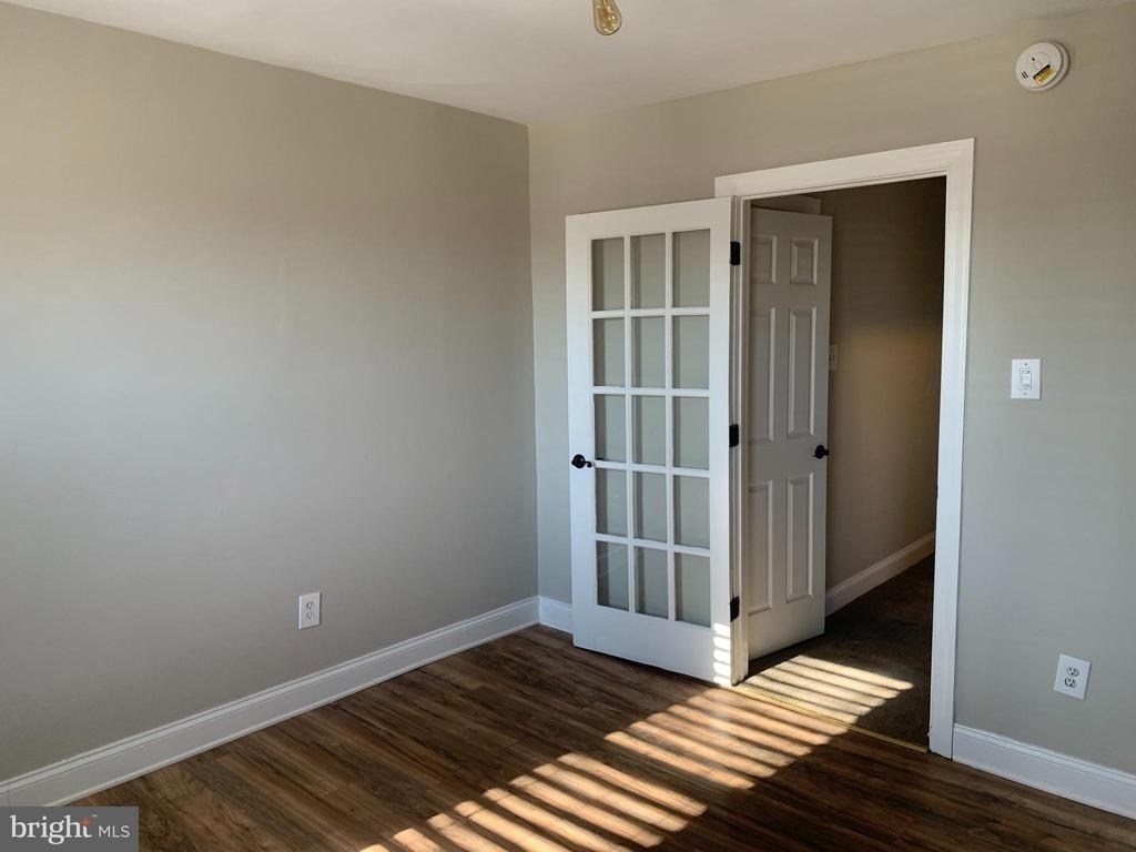 457 Walnut Street - Photo 13