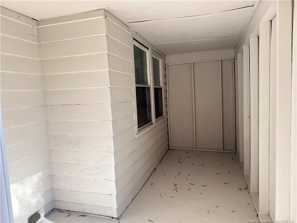 307 Hawthorne Drive - Photo 9