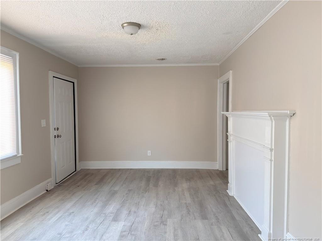 307 Hawthorne Drive - Photo 1