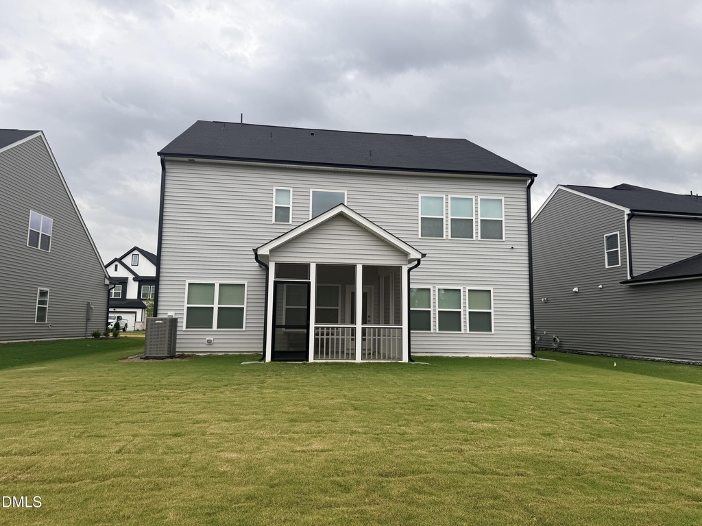112 Moonflower Lane - Photo 2