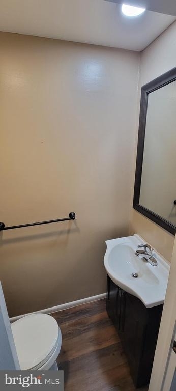 423 N Mount Vernon Circle - Photo 3