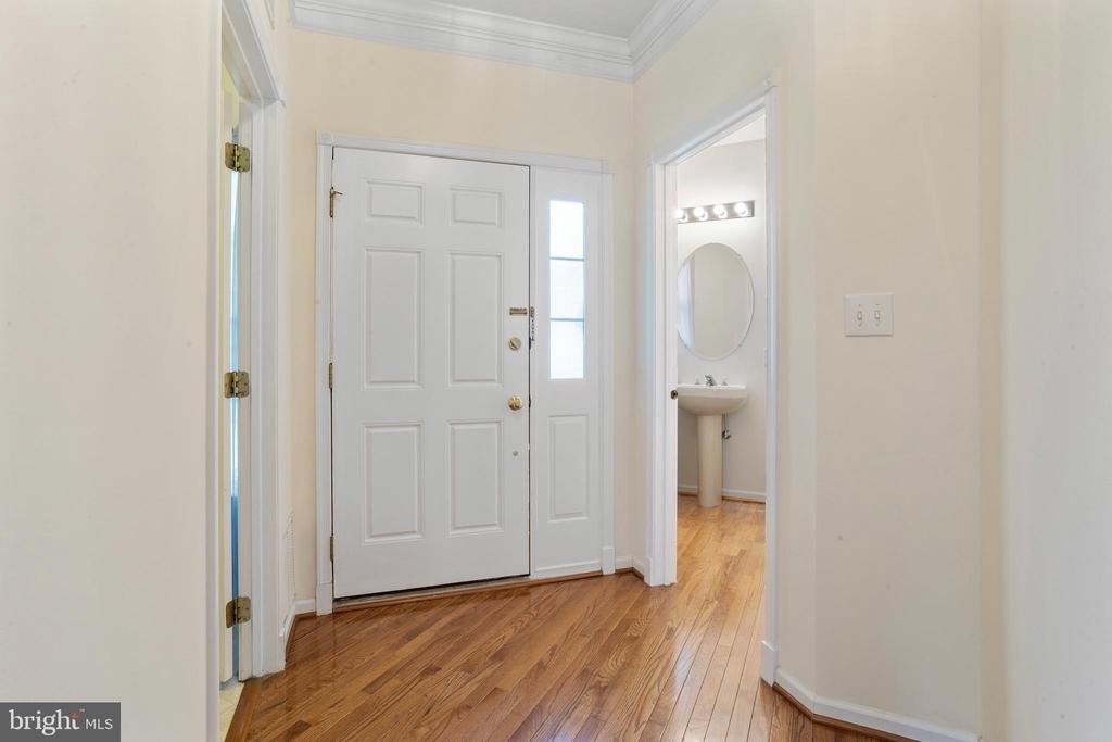 54 Nestlewood Way - Photo 1