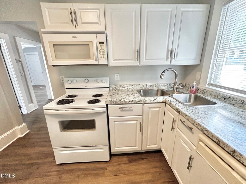 224 Walker Avenue - Photo 12