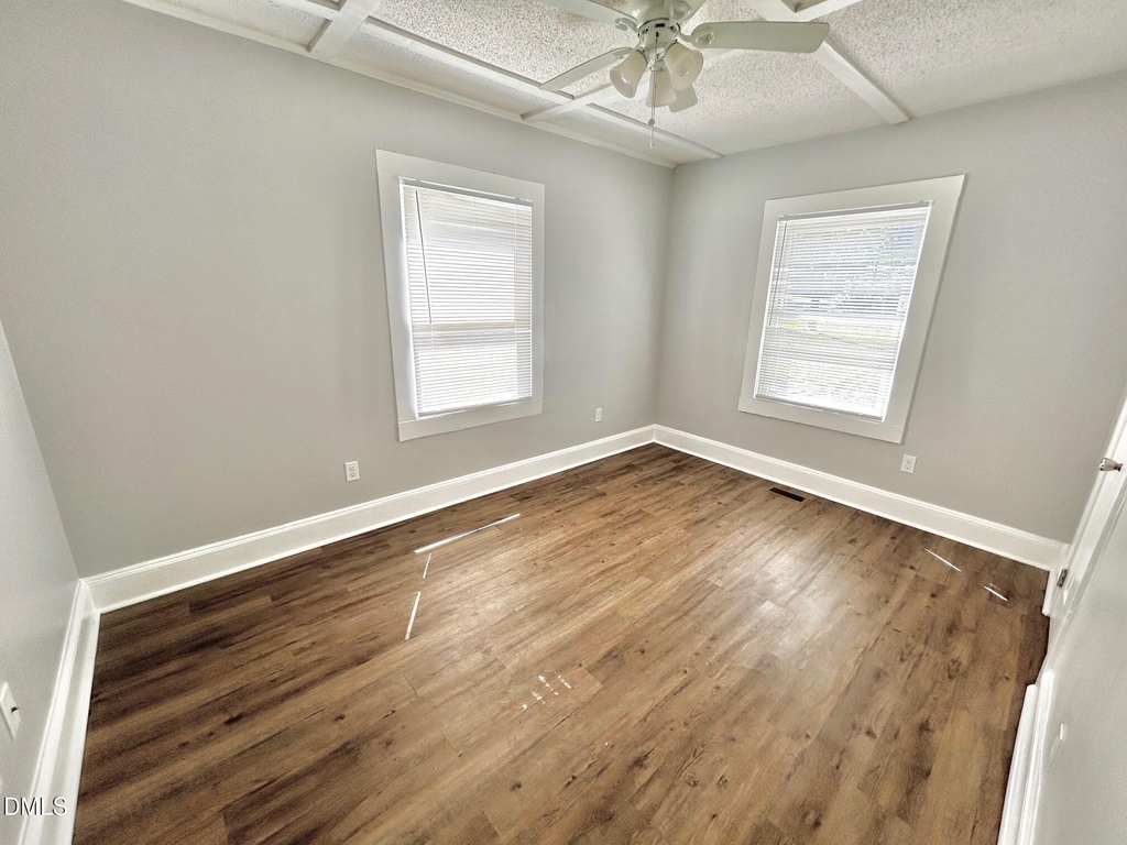 224 Walker Avenue - Photo 4