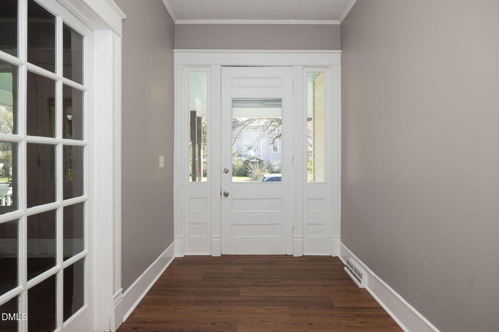 805 S Broad Street - Photo 4