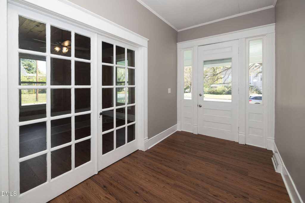 805 S Broad Street - Photo 3