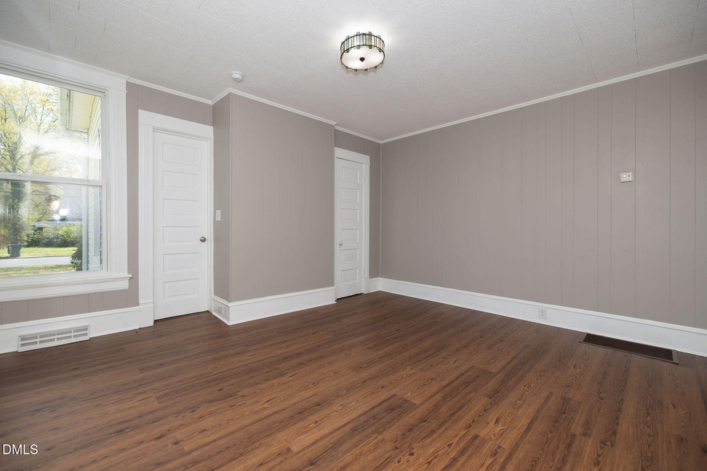 805 S Broad Street - Photo 10