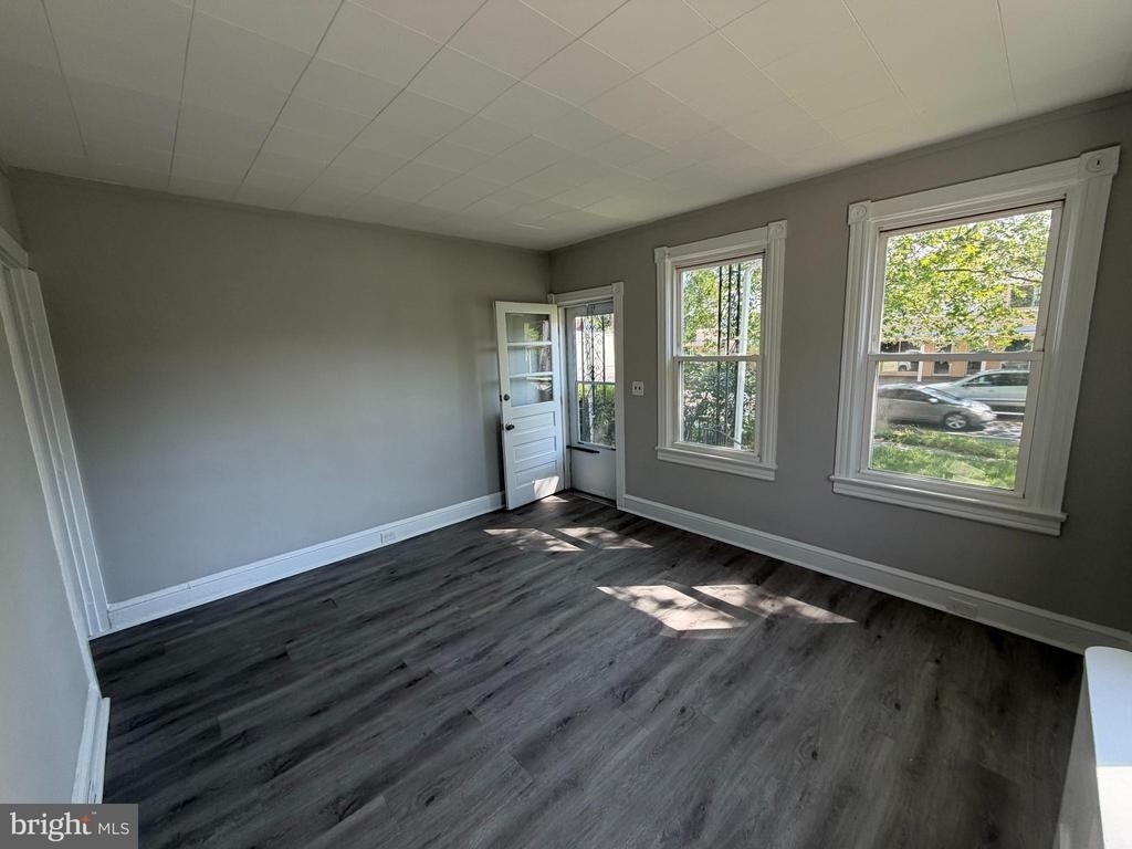 337 W Front Street - Photo 3