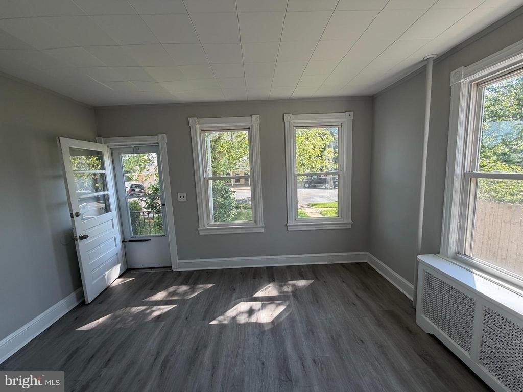 337 W Front Street - Photo 2