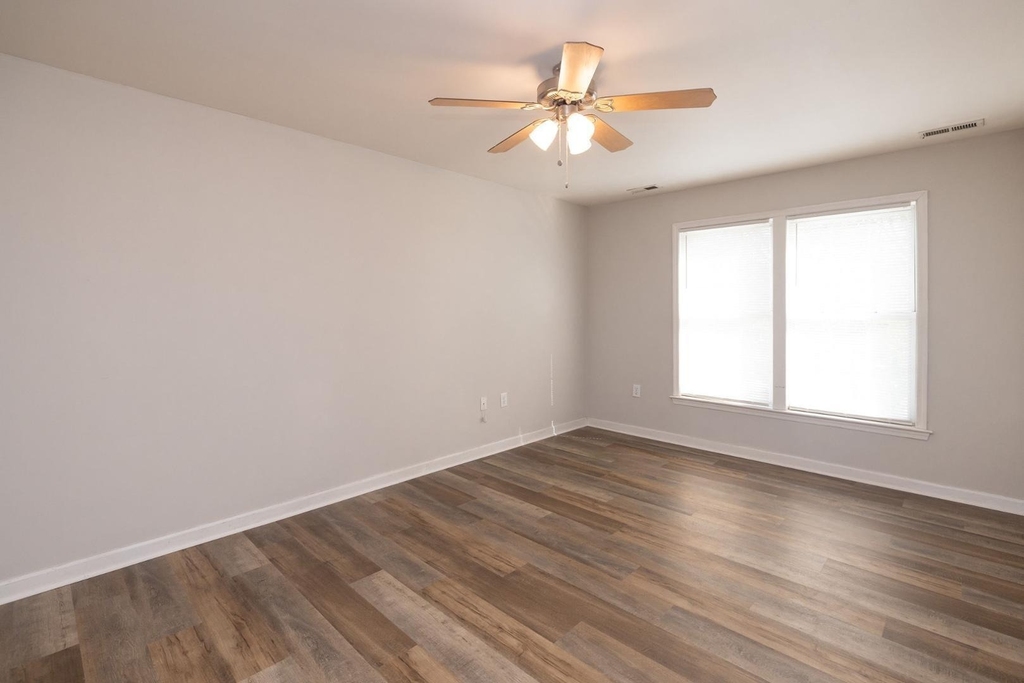 5631 Preston Loop - Photo 15