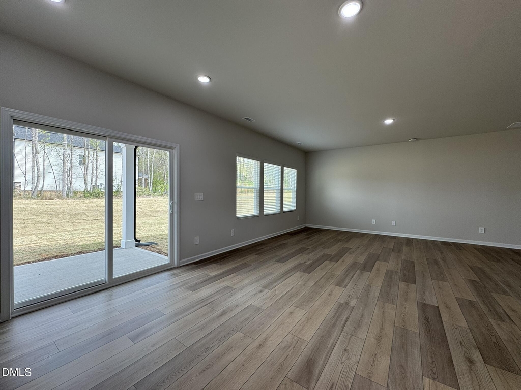 101 Klamath Drive - Photo 10