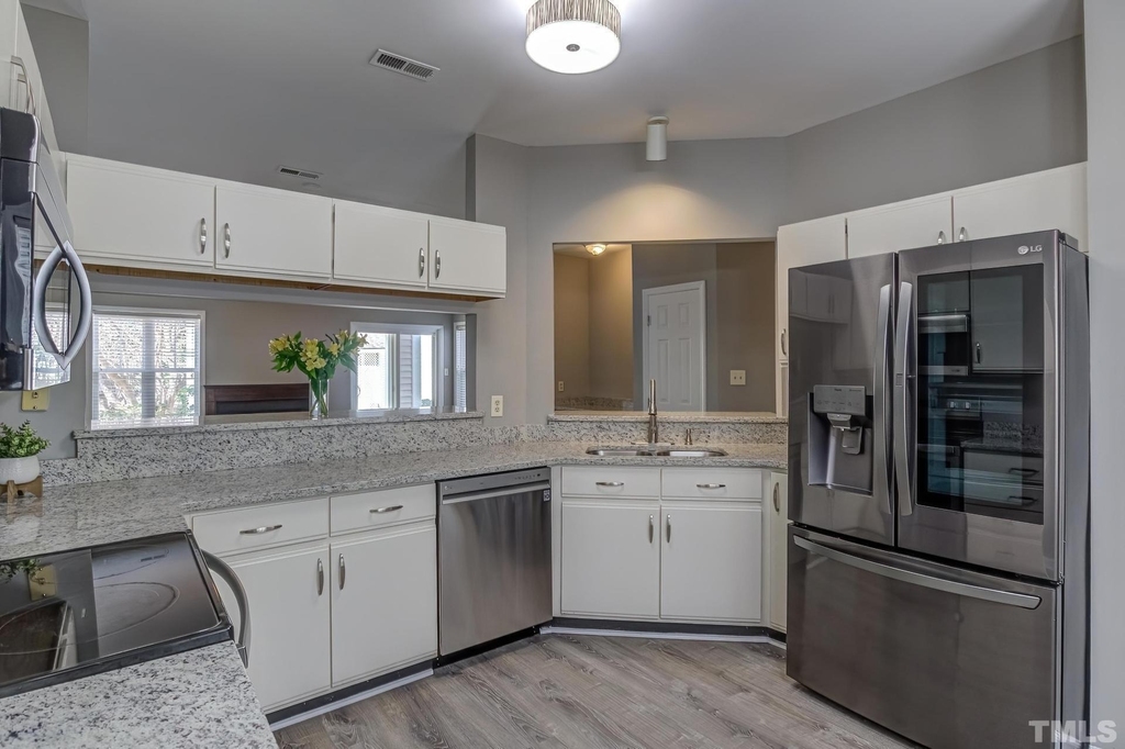 6020 Winterpointe Lane - Photo 11