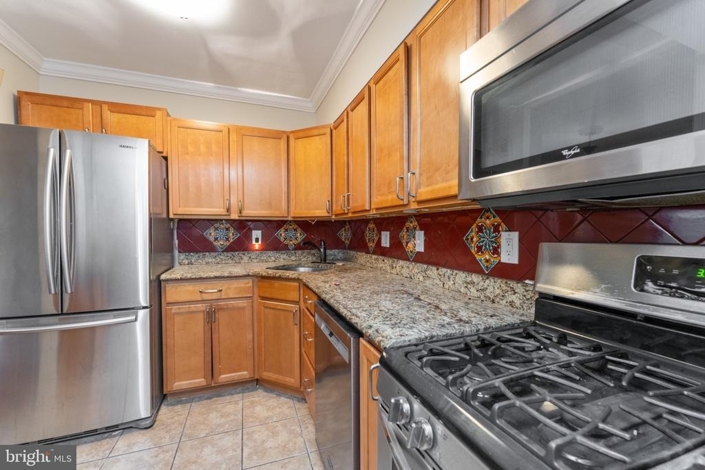 1609 Brisbane Street - Photo 5