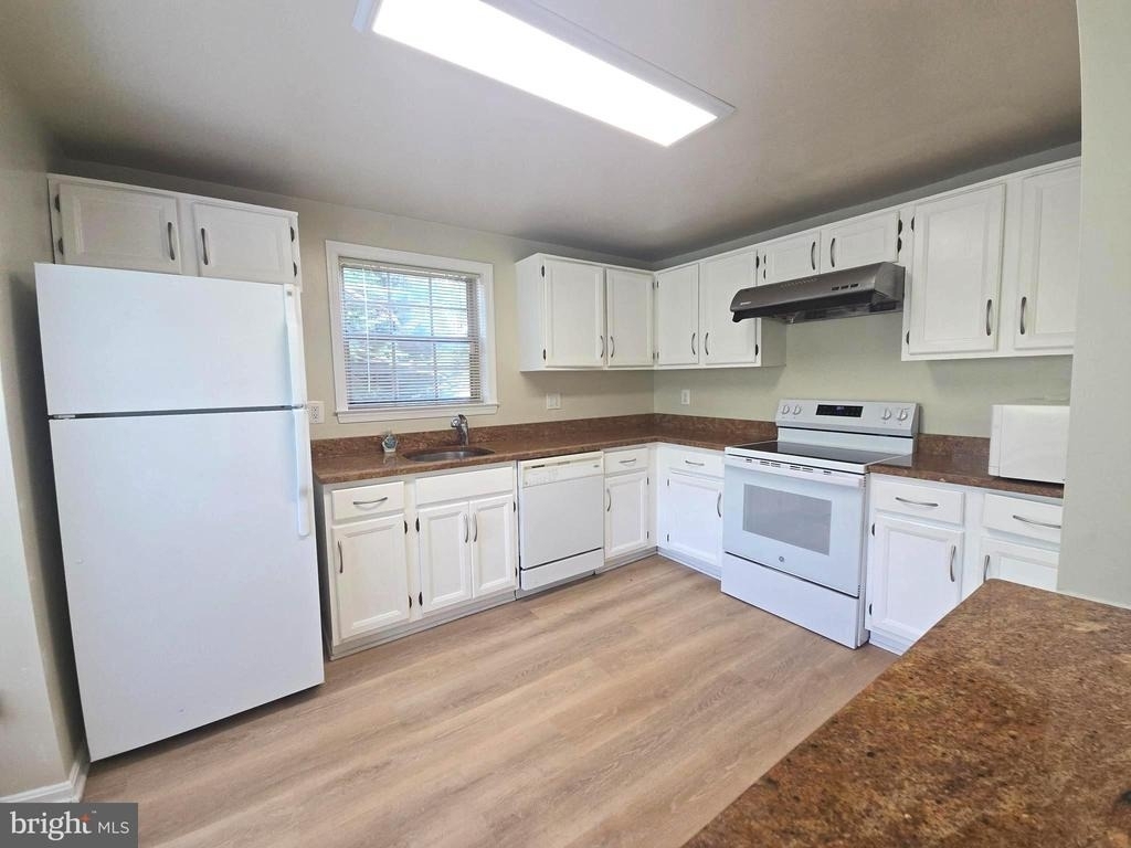 14601 Devereaux Terrace - Photo 7