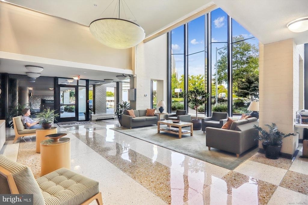 4242 East-west Highway - Photo 4