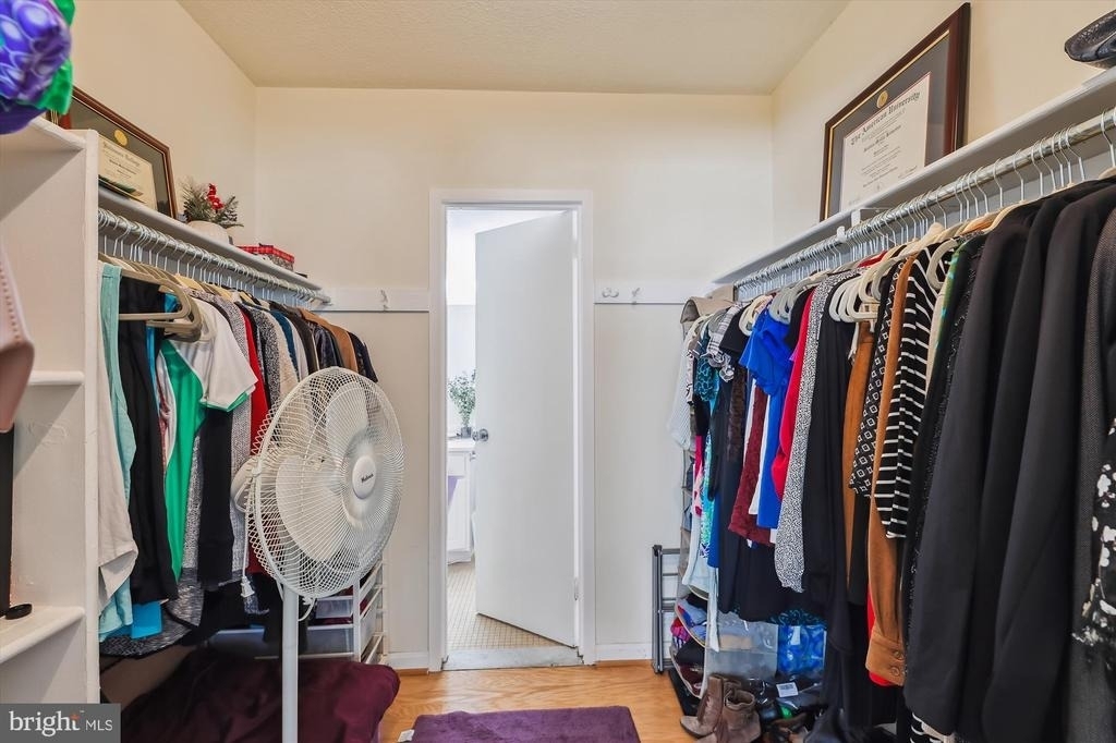4242 East-west Highway - Photo 24