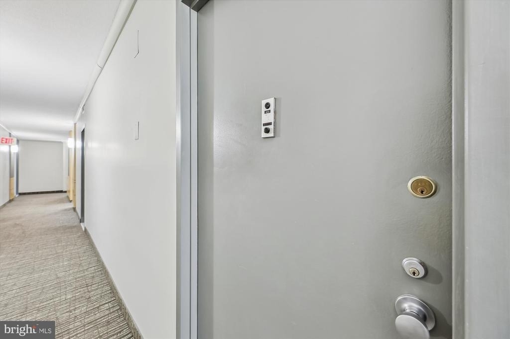 4242 East-west Highway - Photo 7