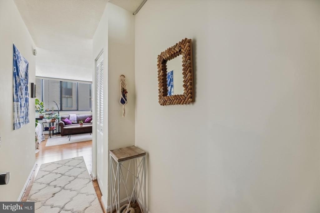 4242 East-west Highway - Photo 26