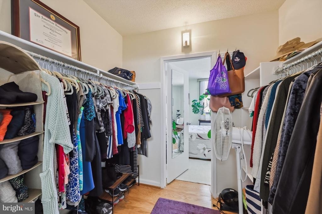 4242 East-west Highway - Photo 25