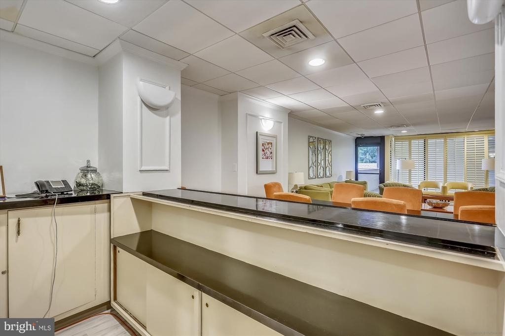 4242 East-west Highway - Photo 34