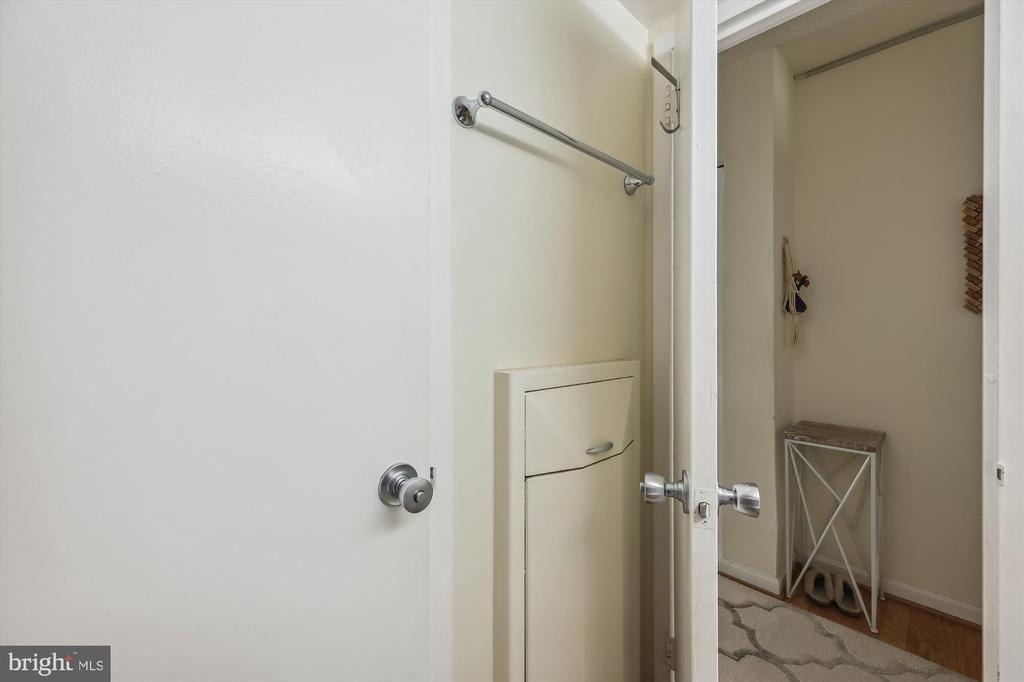 4242 East-west Highway - Photo 23