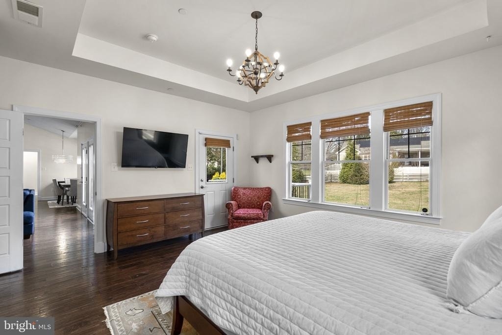 17601 Crystal Spring Terrace - Photo 19