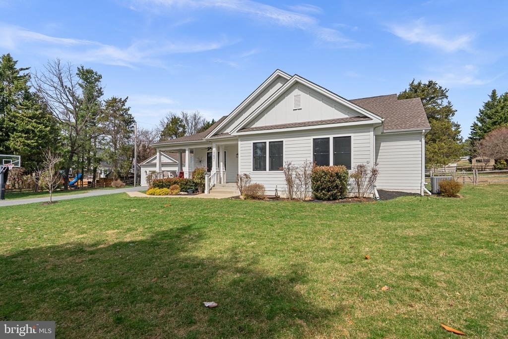 17601 Crystal Spring Terrace - Photo 1