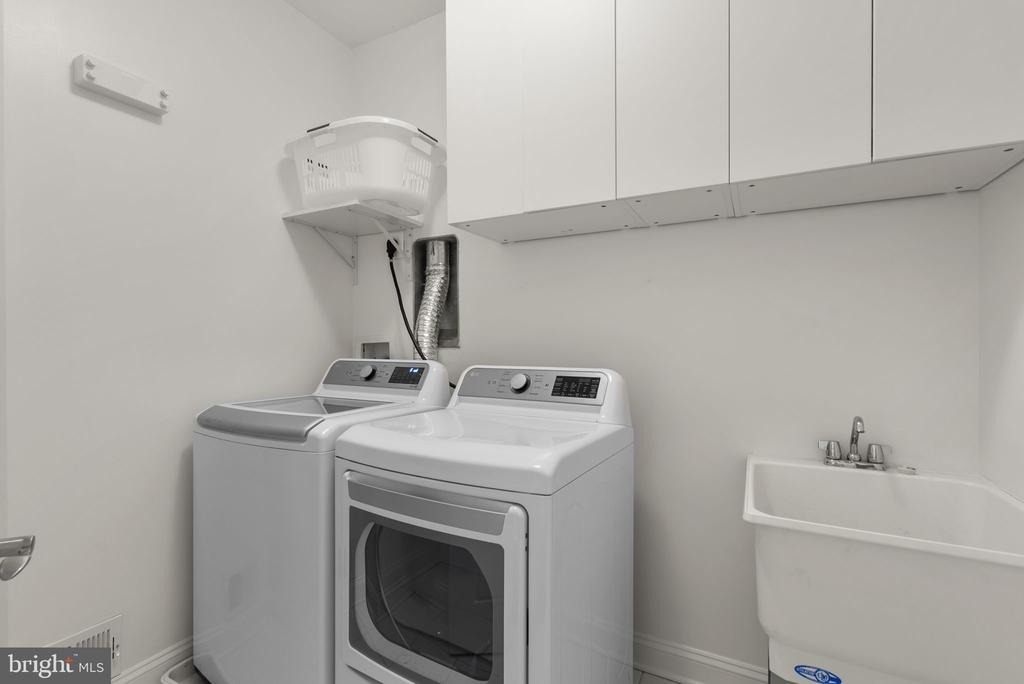 17601 Crystal Spring Terrace - Photo 17