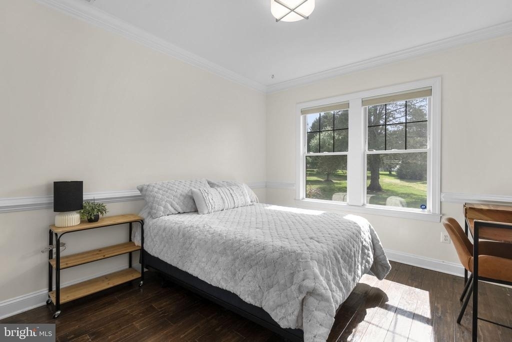 17601 Crystal Spring Terrace - Photo 27
