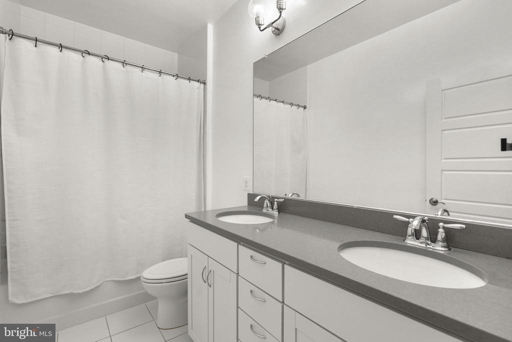 17601 Crystal Spring Terrace - Photo 22